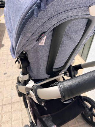 Coche Bebé Bugaboo Fox 2 Azul . Bolso a juego .