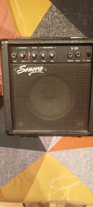 Guitarra Electroacústica + Bafle