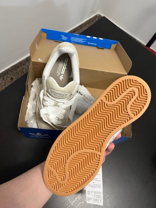 Adidas Campus 00s Nuevas Beige/Blanco