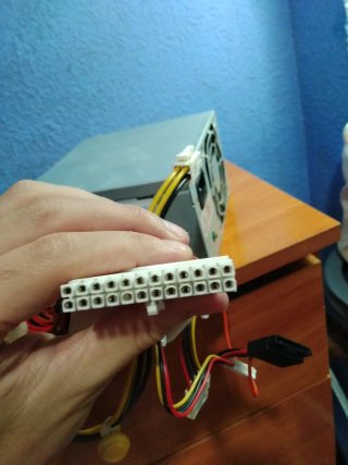 Alimentatore PC 230V