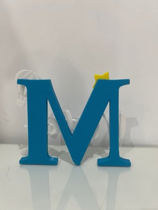 Letra M Decorativa Azul Mateo