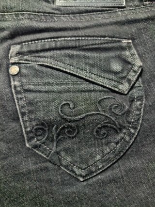 Shorts vaqueros Bershka talla 38 NEGROS