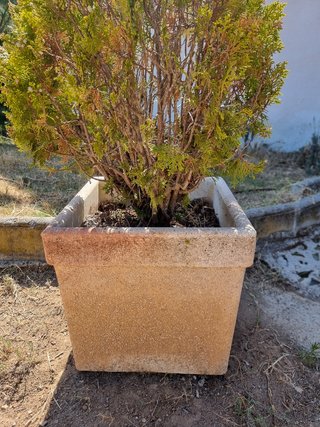 2 Jardineras piedra lavada cuadrada