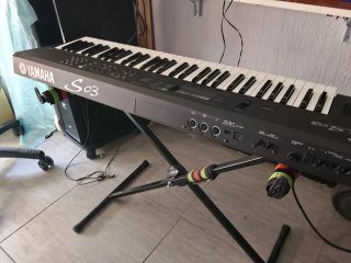 Teclado Yamaha SO3