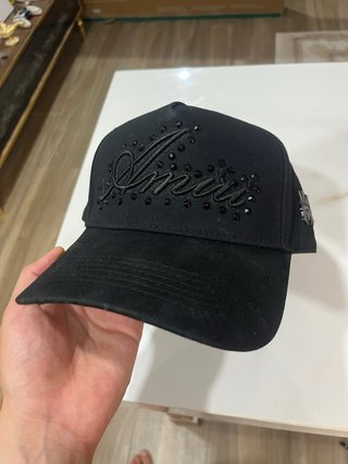 Gorra Amiri Negra con Pedrería