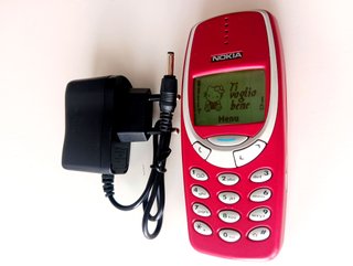 Nokia 3310 + Batteria NUOVA + Caricatore - Rosso