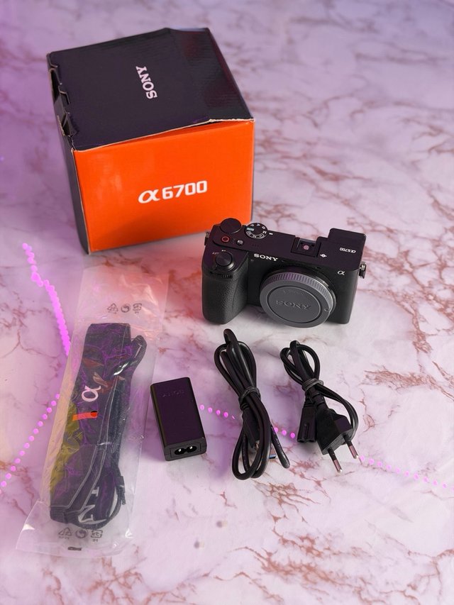 Sony A6700 (1k Disparos)