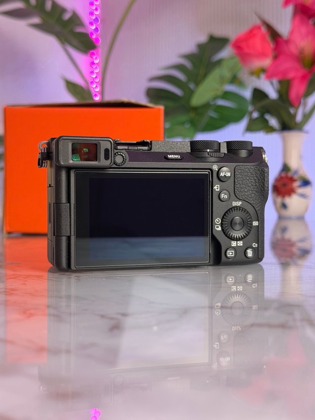 Sony A6700 (1k Disparos)