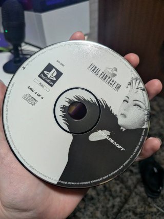 Final Fantasy VIII - 4 Dischi PS1 (PAL)