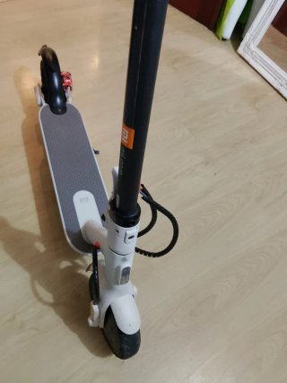 Patinete Eléctrico Xiaomi Mi Scooter 365