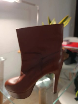 Botas Louis Vuitton Talla 37 Marrón