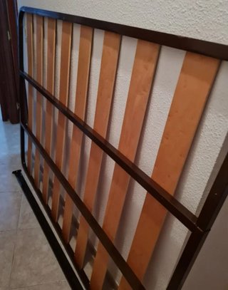 Cama 180x130 con colchón y somier