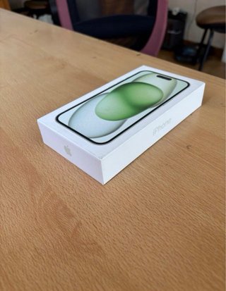 iPhone 15 Verde