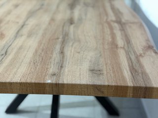 Mesa de comedor madera y metal