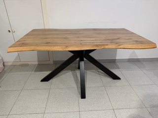 Mesa de comedor madera y metal