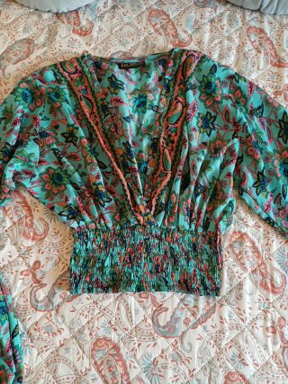 Blusa manga larga estampada