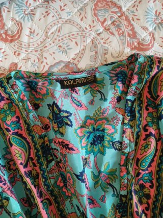 Blusa manga larga estampada