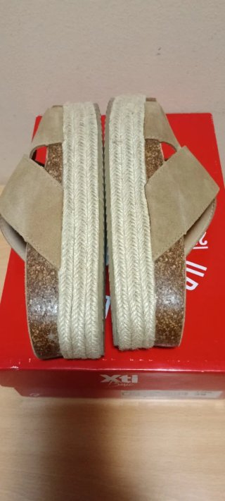Sandalias Beige Talla 39