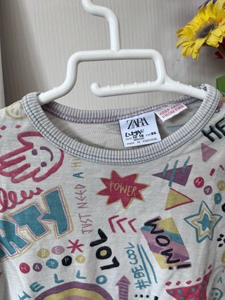 Camiseta infantil Zara estampada Talla 86 cm