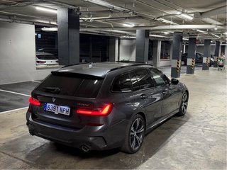 BMW 330e
