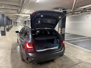 BMW 330e