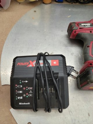 Kit Einhell: Radial, Taladro y Cargador de bateria