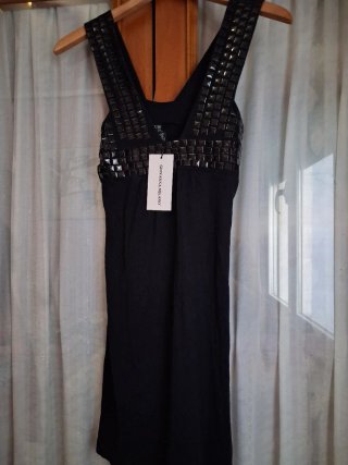 Blusa Giovanna Milano Negra Tachuelas