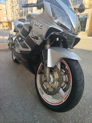 Honda CBR600 F4i Sport
