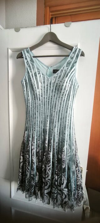 Vestido de fiesta con chaqueta