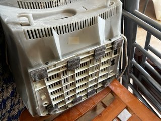Televisor Philips Antiguo Gris