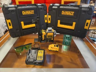 Nivel Láser DeWalt con maletín