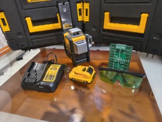 Nivel Láser DeWalt con maletín
