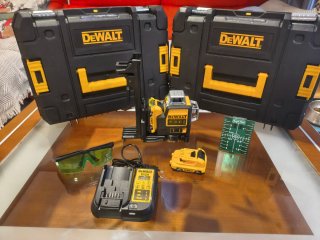 Nivel Láser DeWalt con maletín