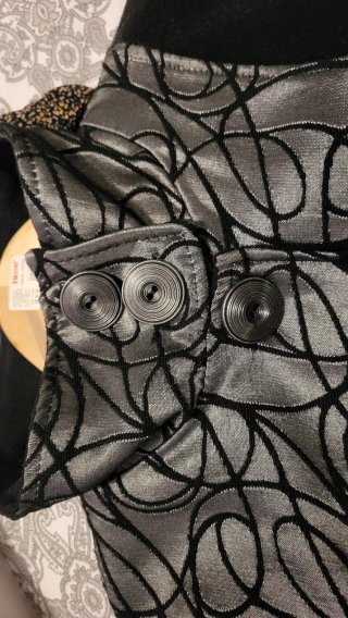 Abrigo negro y gris talla L
