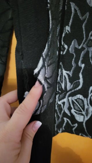 Abrigo negro y gris talla L