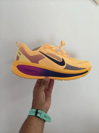 Nike Vomero 18 Talla 48.5