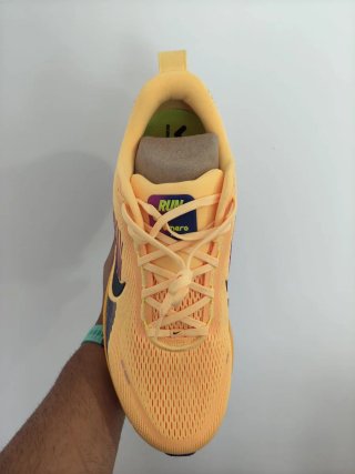 Nike Vomero 18 Talla 48.5