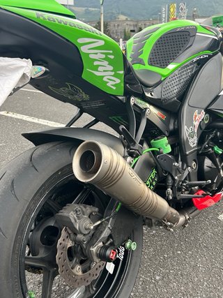 Kawasaki ZX10R Ninja Sportbike