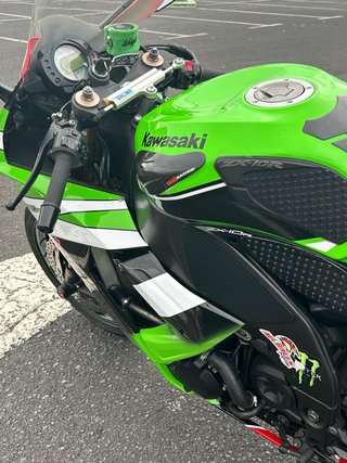Kawasaki ZX10R Ninja Sportbike