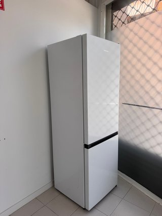 Nevera Hisense Combi No Frost