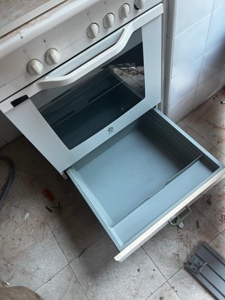 Horno Balay con cajón inferior. Con o sin cajón