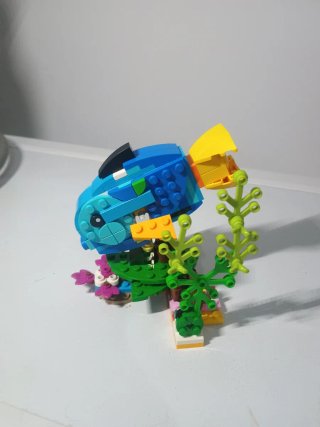 Lego Creator 3en1 Loro Exótico