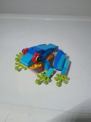 Lego Creator 3en1 Loro Exótico