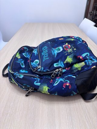 Mochila Totto Espacial Niños