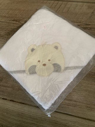 Toalha Bebé Ursinho Capuz 75x75cm