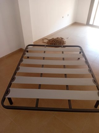 Somier metálico con lamas de madera