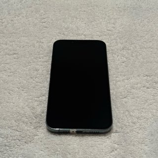 iPhone 13 Pro 256GB Verde Oscuro Bateria 86%.