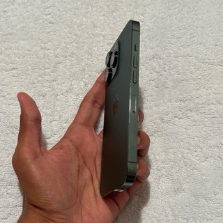 iPhone 13 Pro 256GB Verde Oscuro Bateria 86%.
