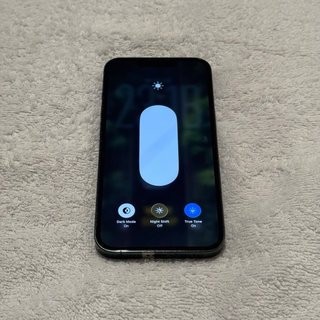 iPhone 13 Pro 256GB Verde Oscuro Bateria 86%.