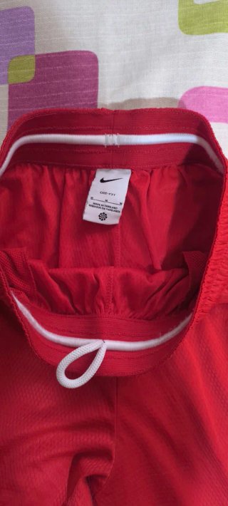 Nike Shorts Rojos Blancos Talla M hombre